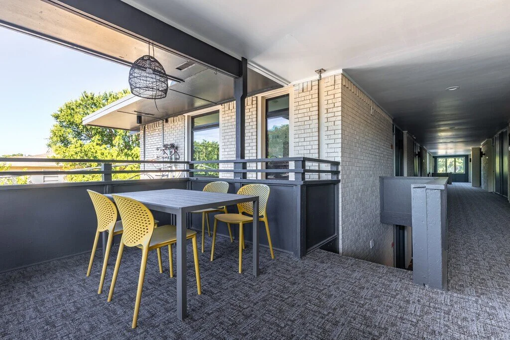 Nuvo Newport Balcony