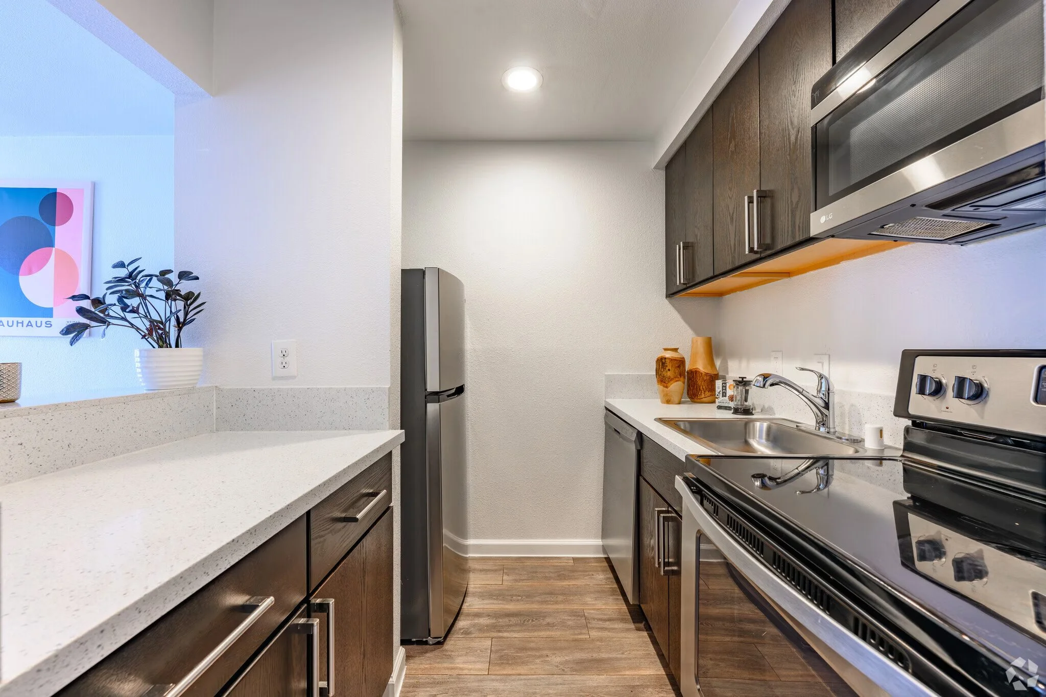 Nuvo Park Place Kitchen