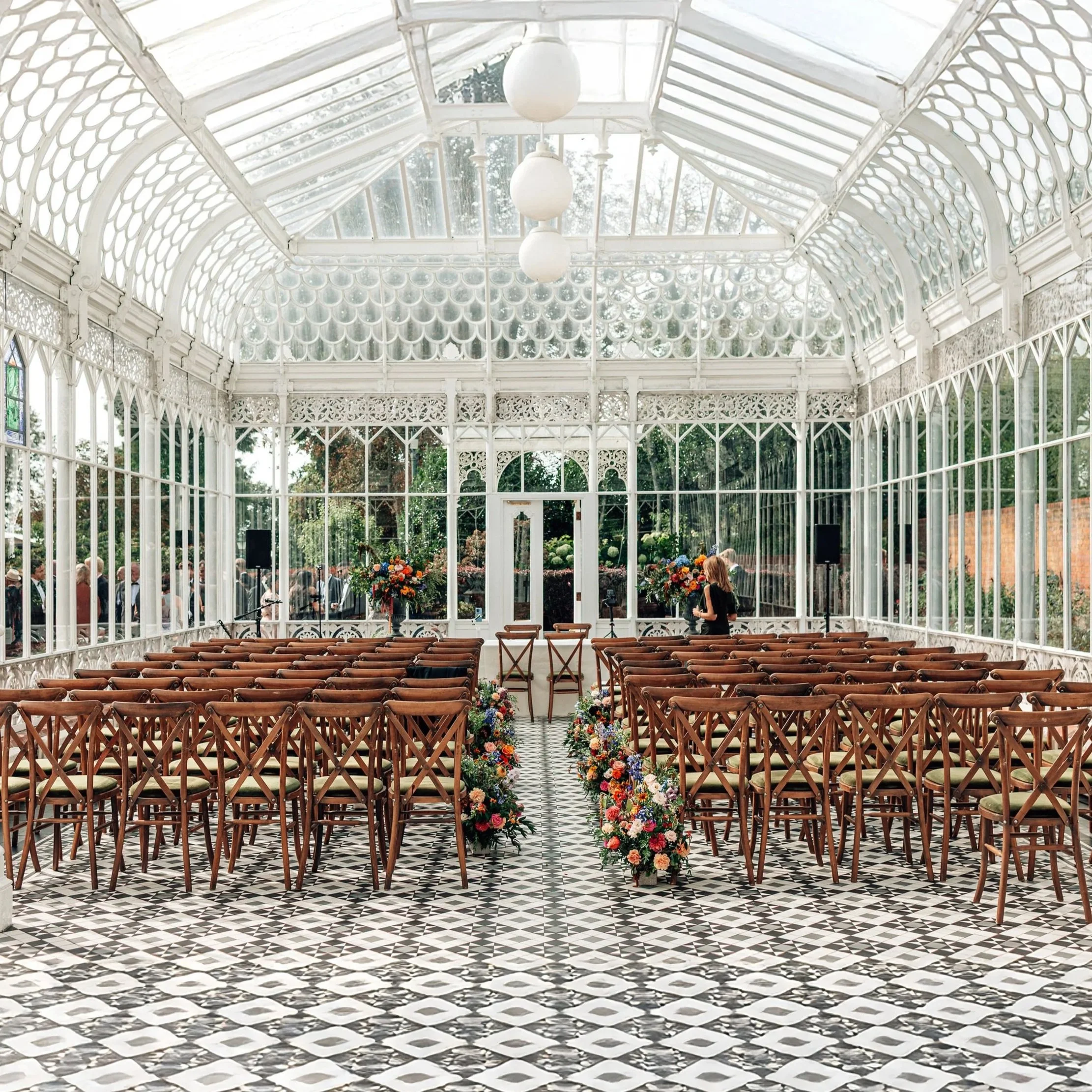 How Long, How Polished, and What to Get with Your Wedding Photos