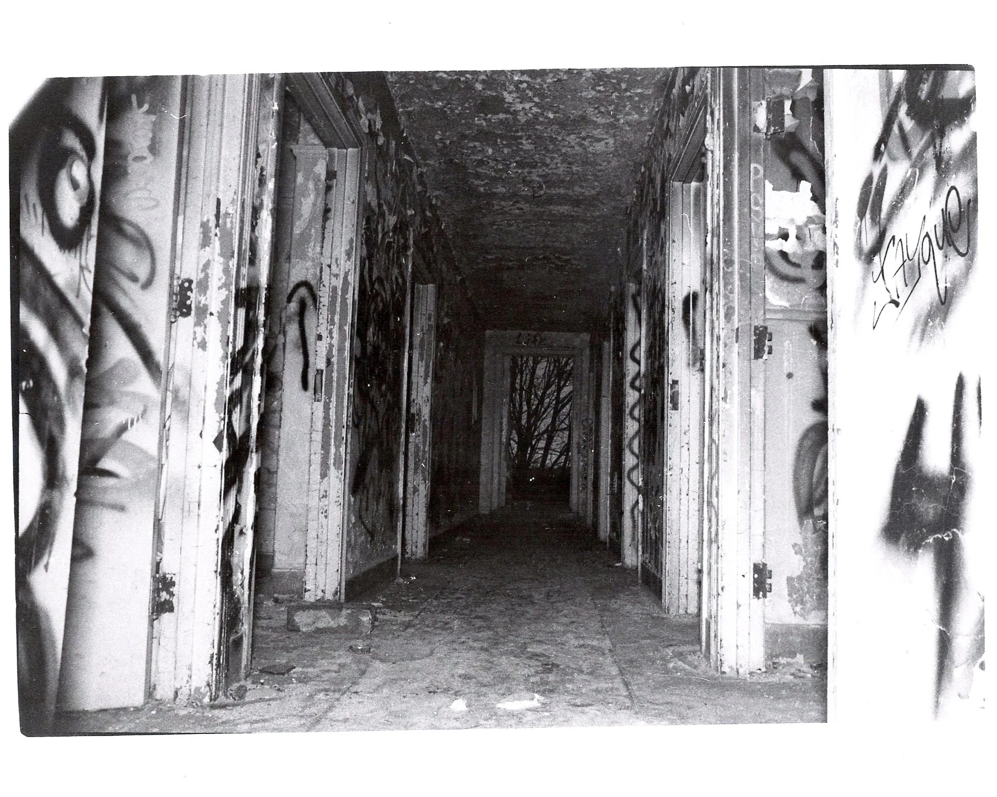 Scan_Pic0017.jpg