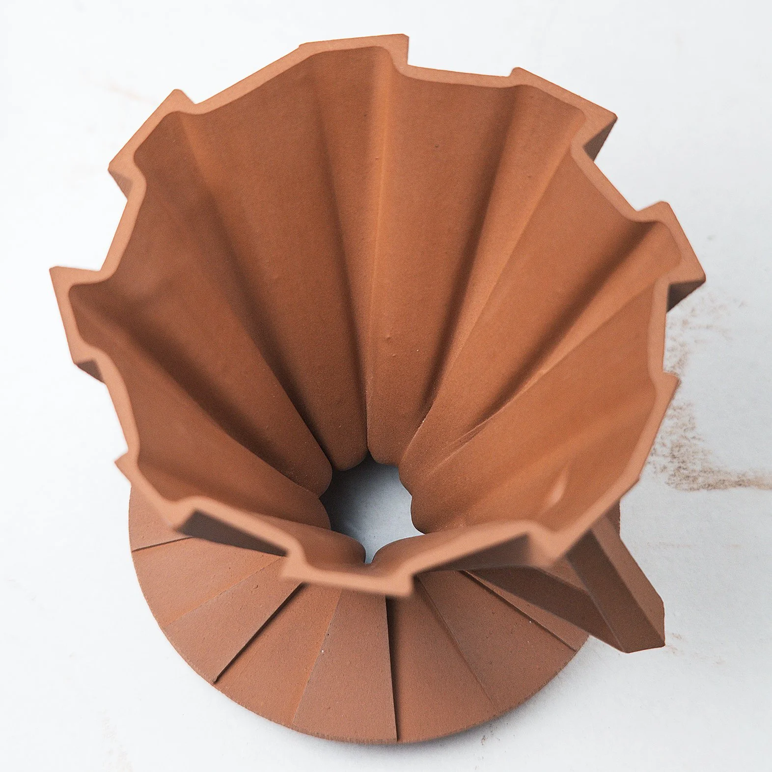 lea-nicolas-red-stoneware-pour-over-V60 DSC_5064.jpg