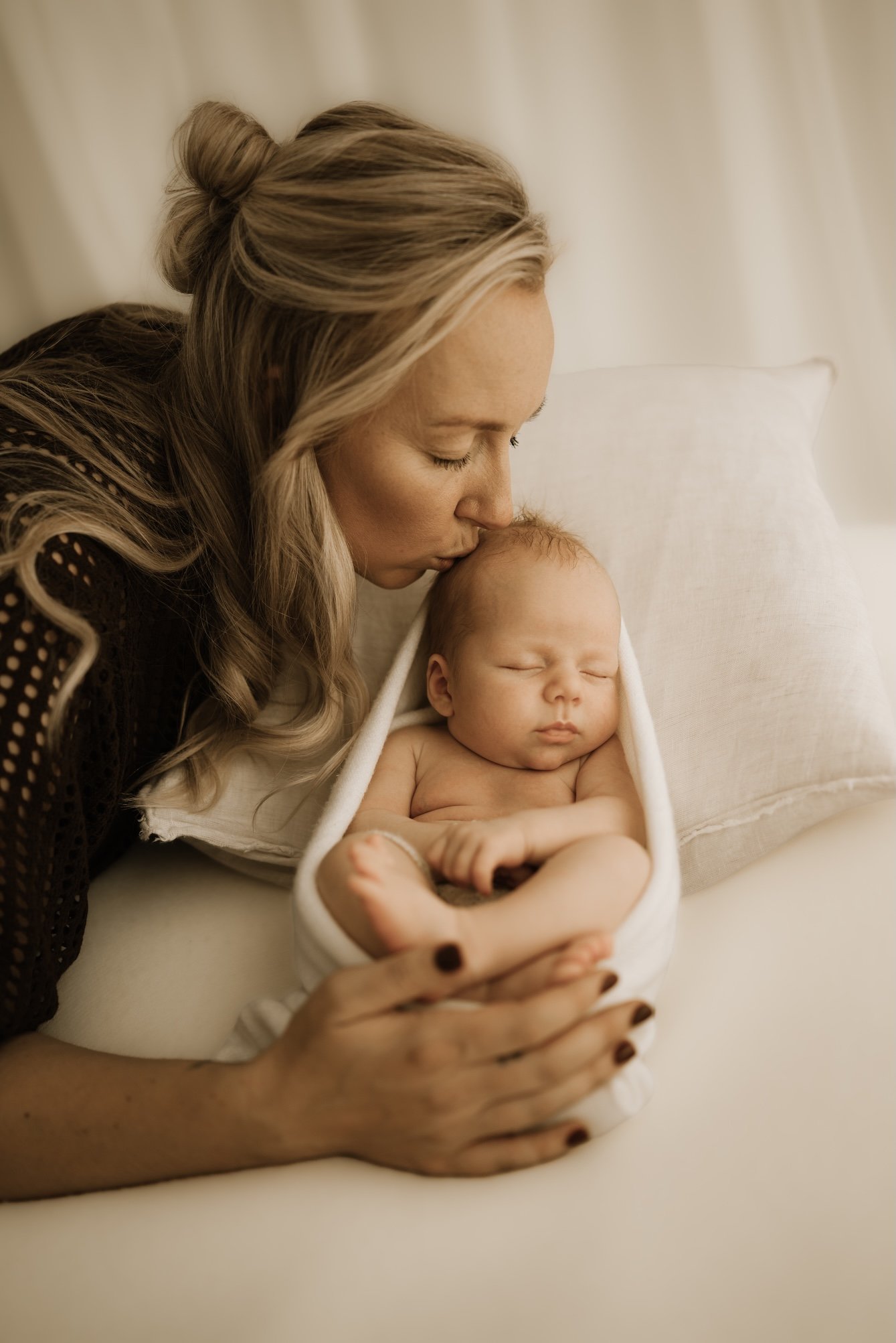 motherhood.newborn.sentimental.jpg