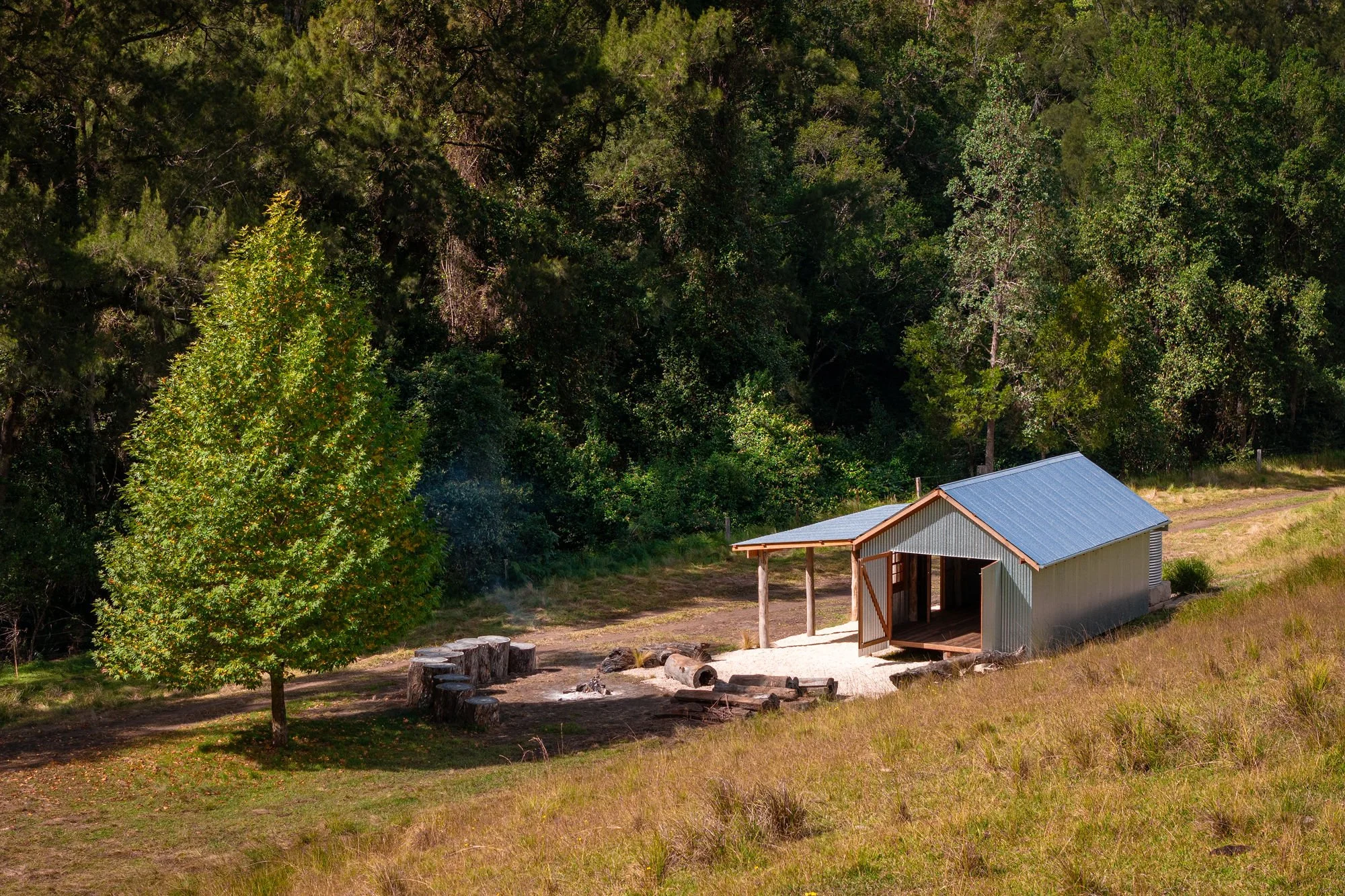 LaurieBarringtonTops-SneakPeek-Hut(LowRes)-25.jpg
