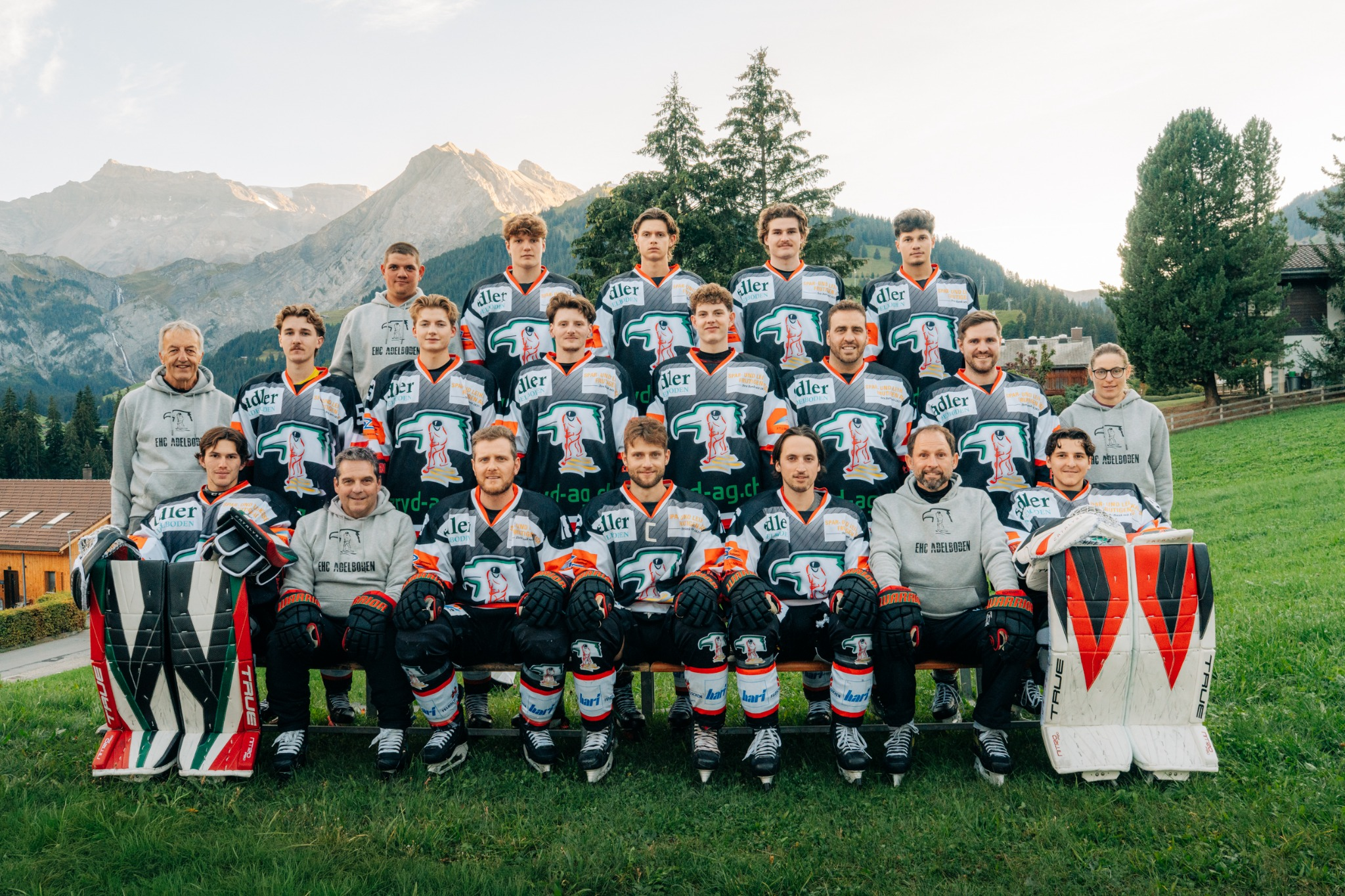 EHC_Mannschaftsfoto_1.png