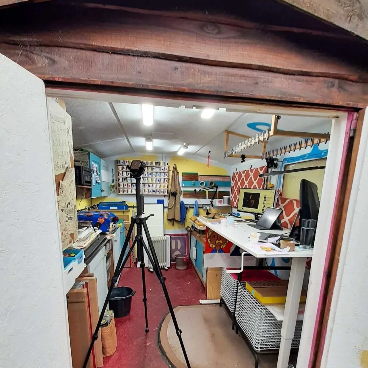 Setting Up a Silkscreen Studio in a Small Space