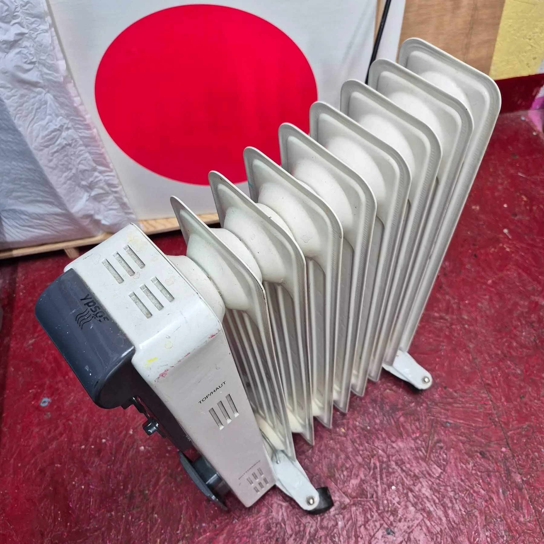 Oil‑Filled Radiator for Studio Heating
