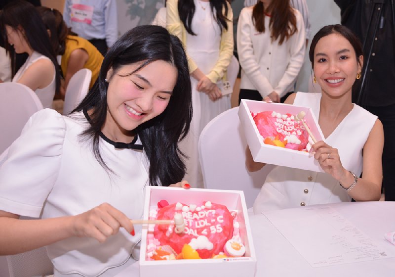 Beauty content creators at a workshop