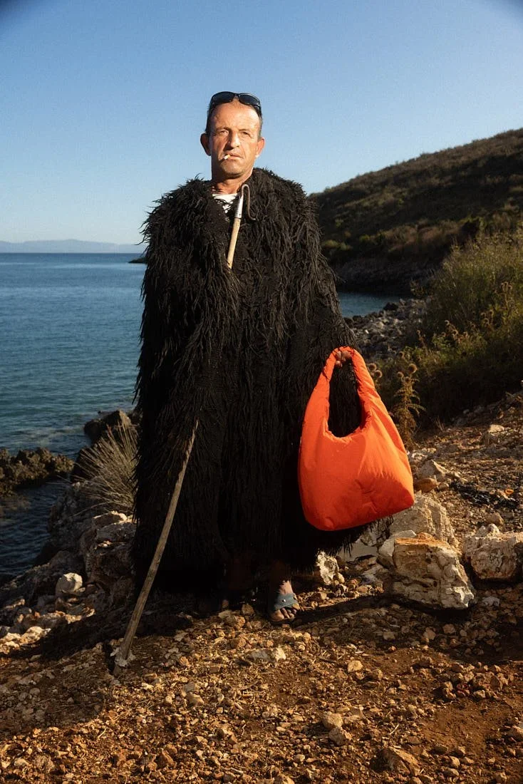 LE+MILE+Magazine+GOT+BAG+Moon+Bag+Ruffle (2).webp