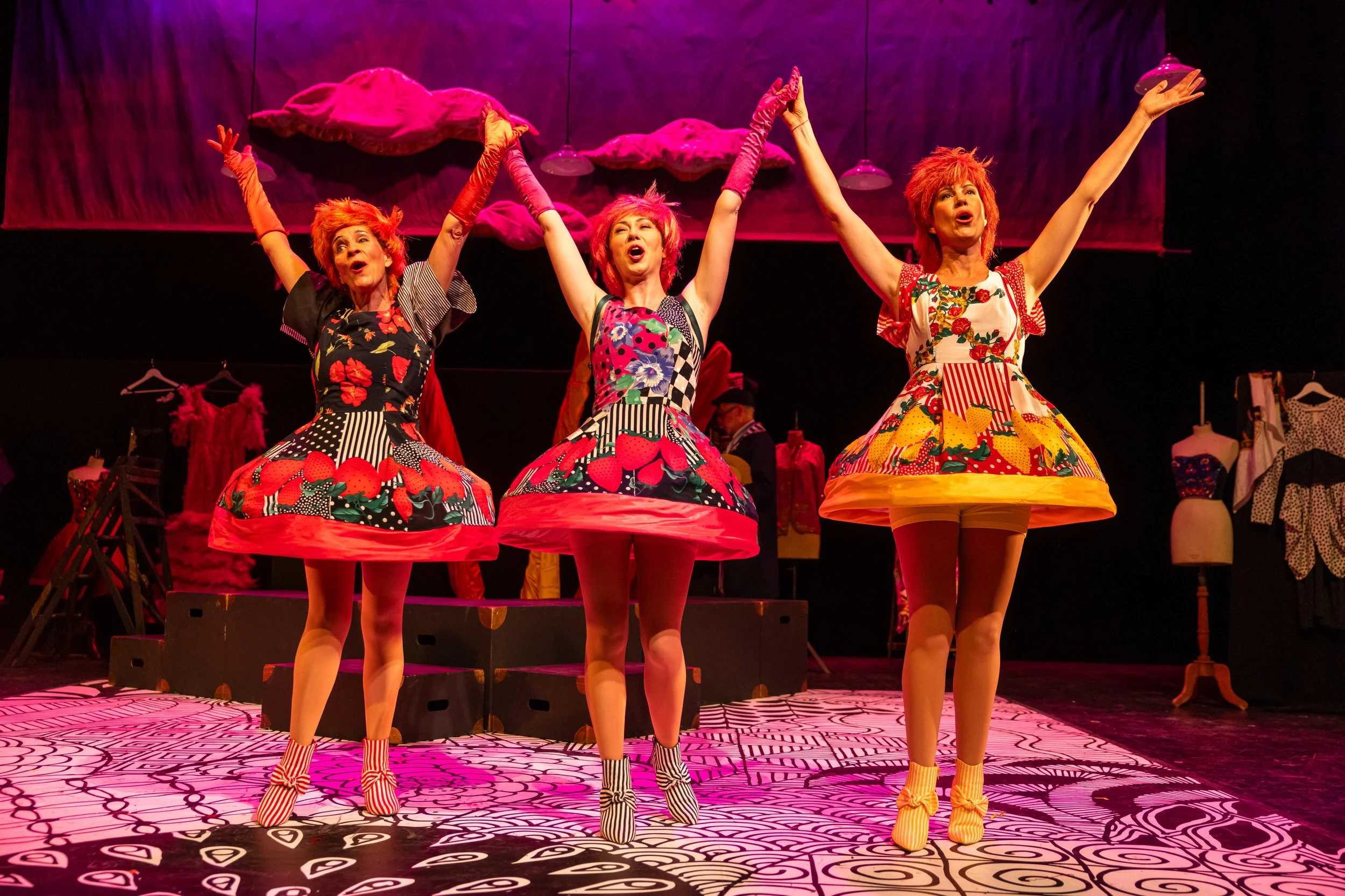 Louise Crane, Kelli-Ann Masterson, Lynsey Docherty as Three Little Maids © Phil Tragen
