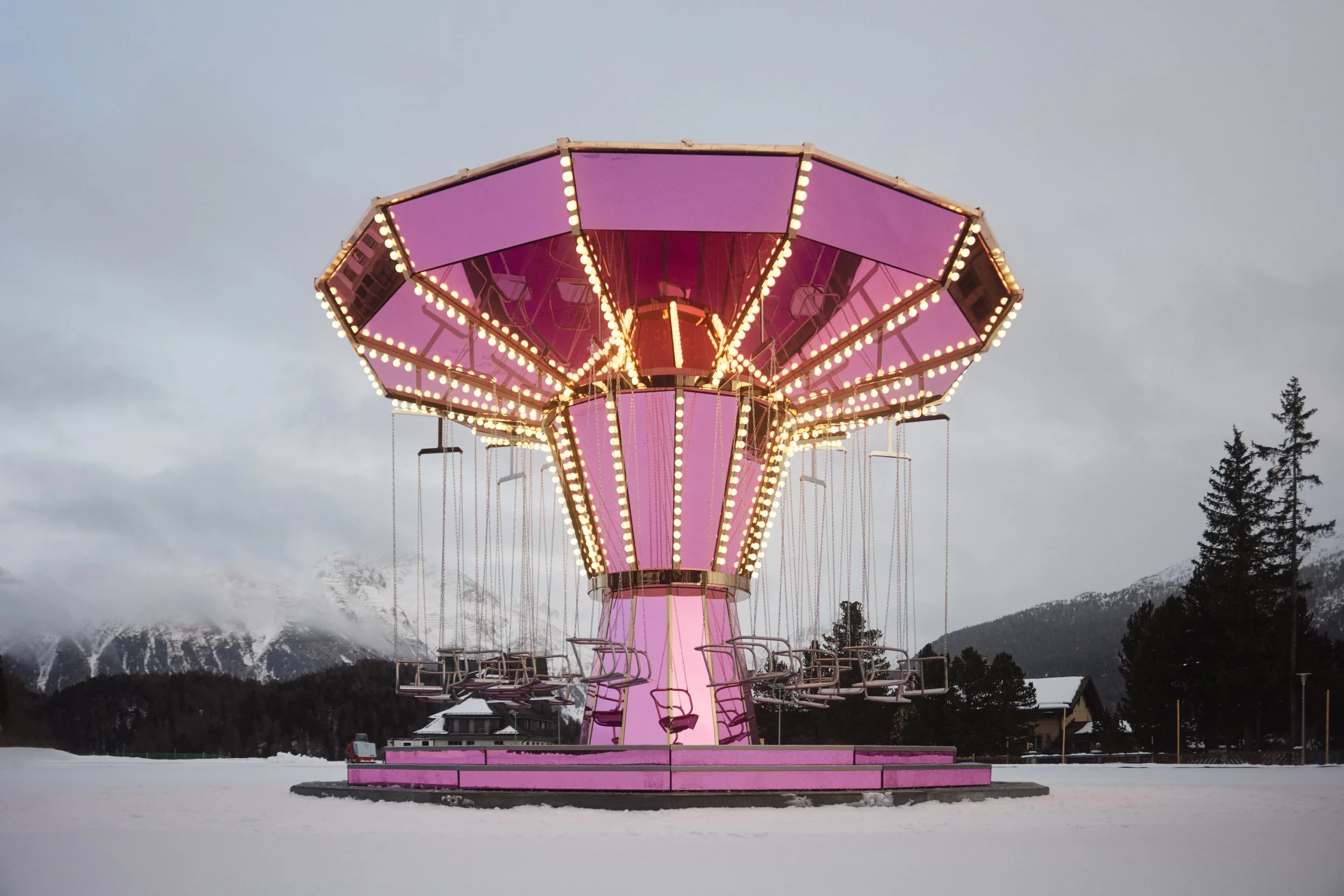 Pink Mirror Carousel