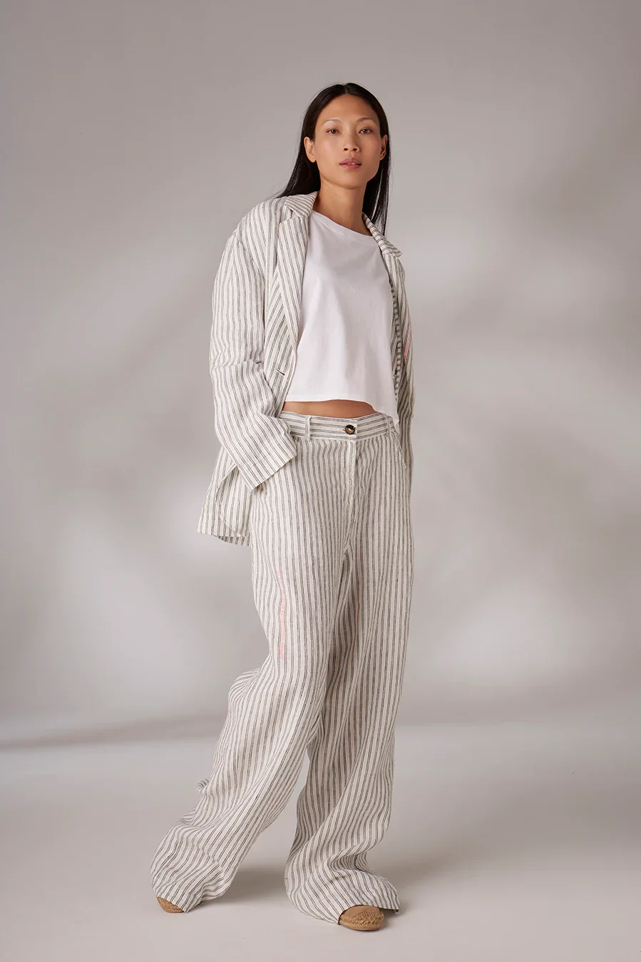EASY CHIC