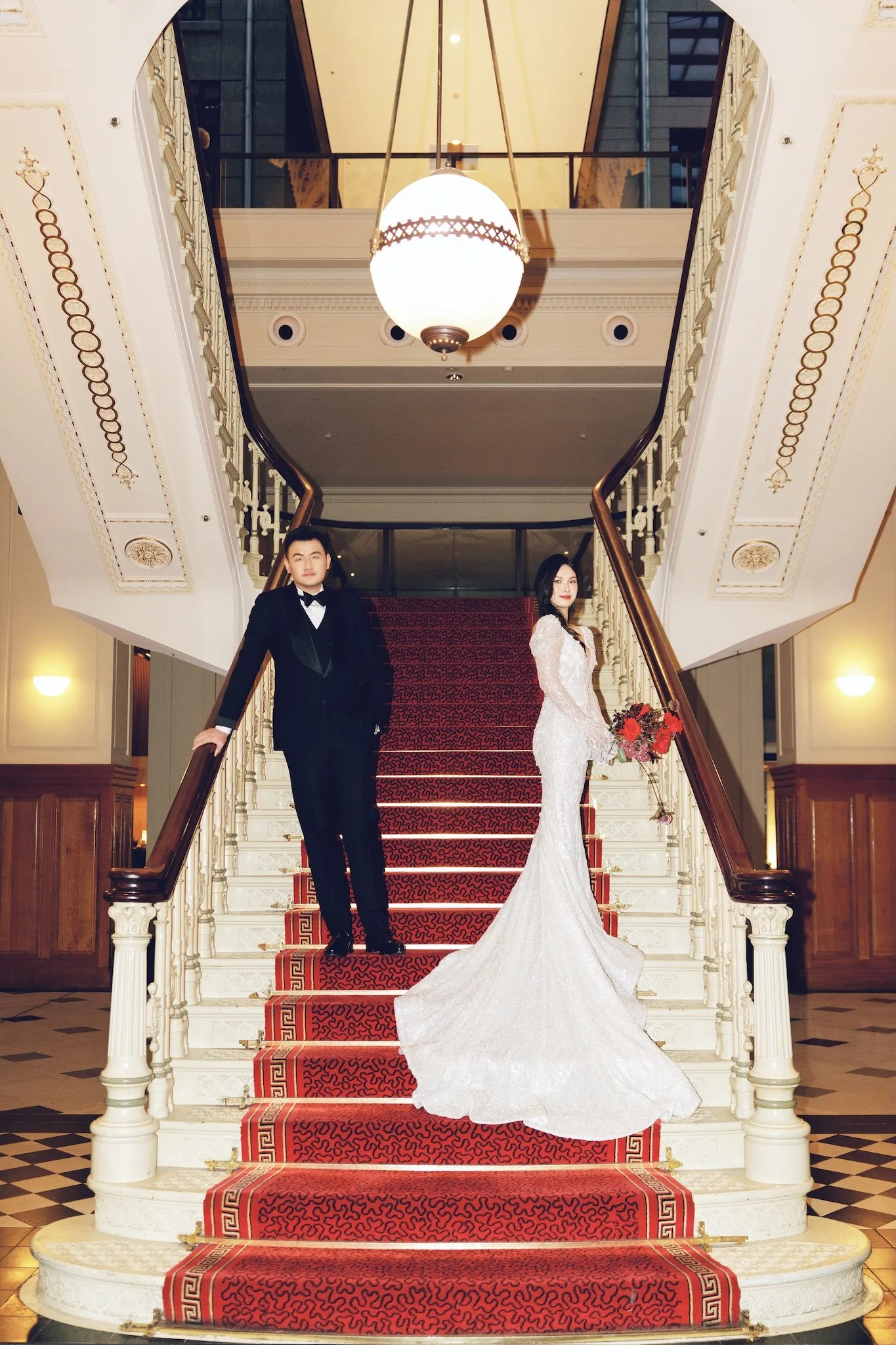 The-Fullerton-Hotel-Sydney-Pre-Wedding-0016.jpg