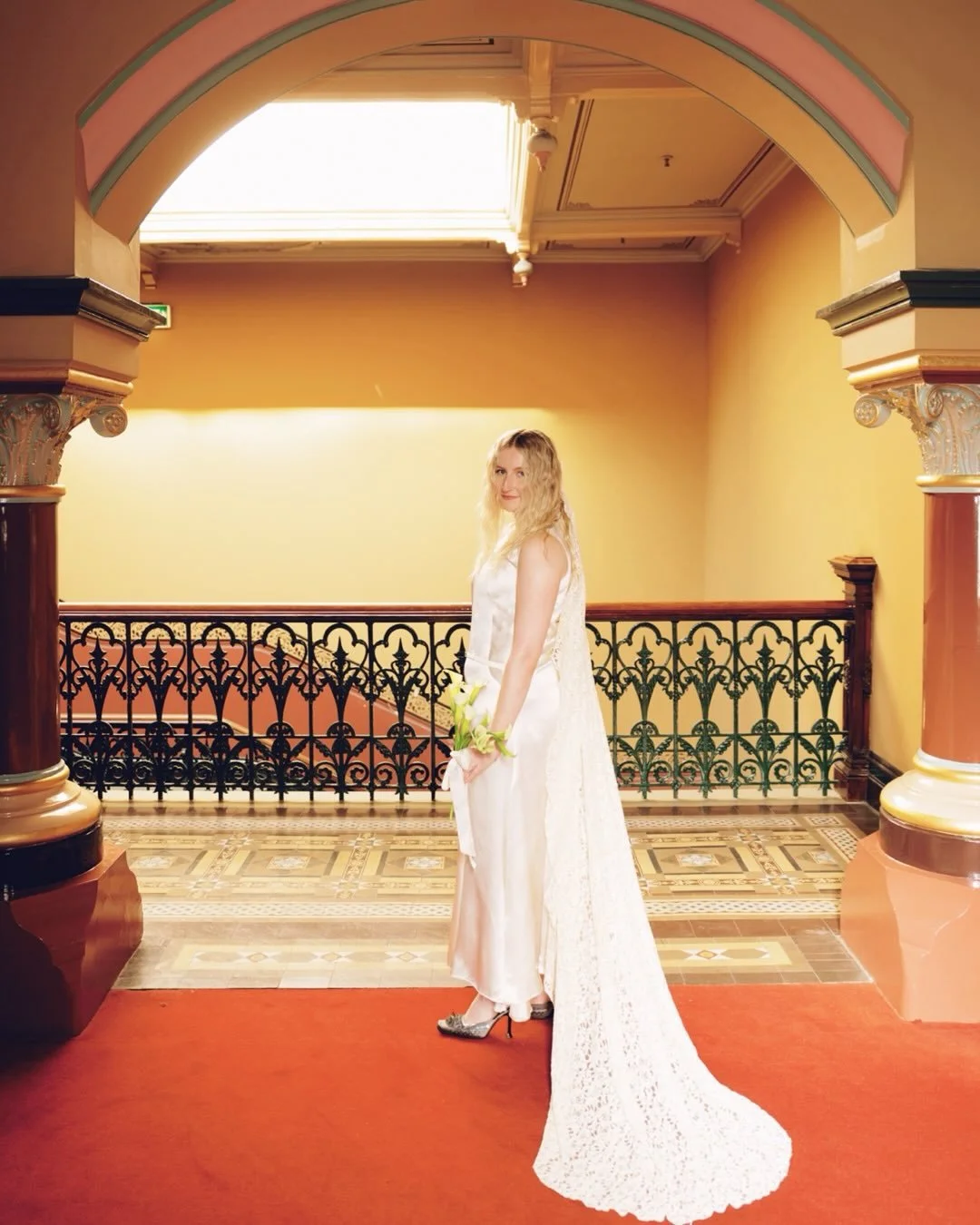 Where modern love meets vintage charm
Mixed with digital, film and super 8

getting ready: @hotel_windsor
reception: @florentinomelbourne
gown: @fruitful_bridal
hmua: @@alanajholmes
celebrant: Ulla Langevad
cake: @torte_by_mirjana

⠀
🏷️ Tags | Melbo
