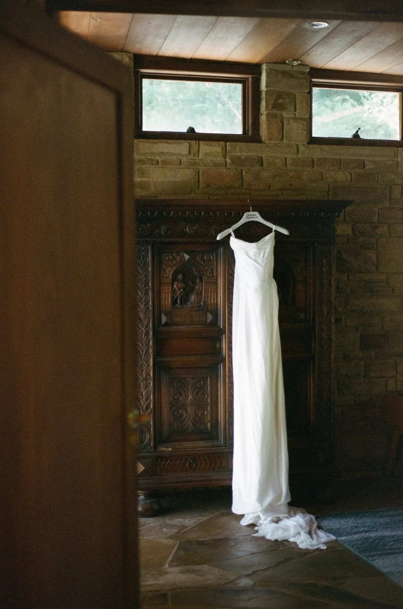 film_stones of the yarra valley-Wedding-Emotions-and-Math-Photography-002.JPG
