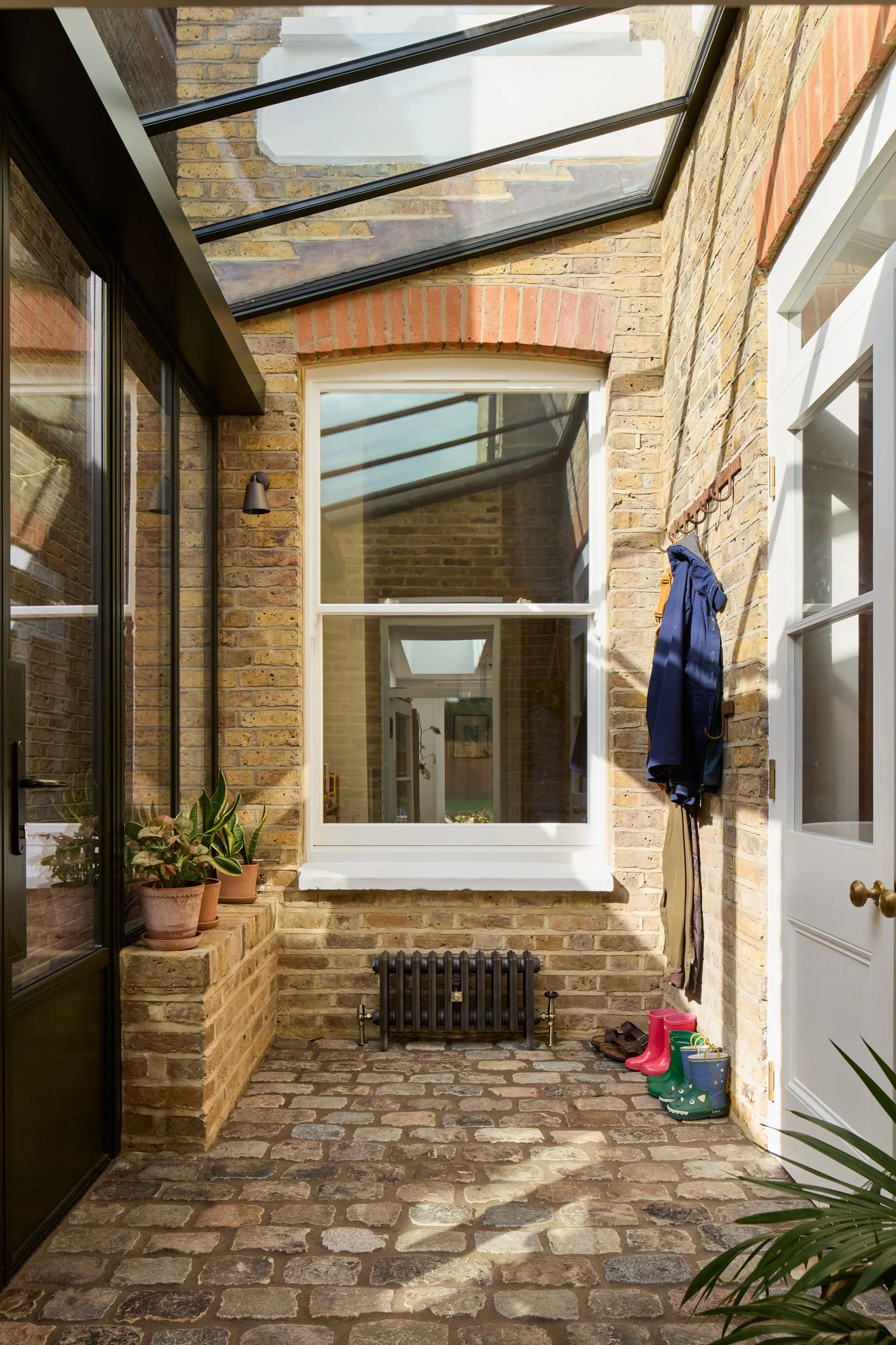 Dulwich Curves_Bootroom_lores.jpg