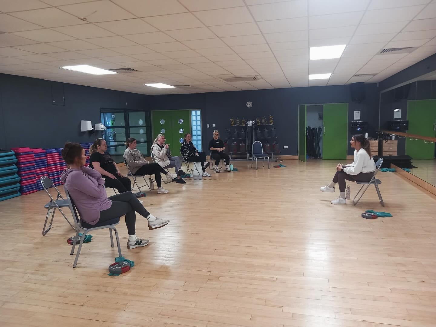 Monthly Q n A with the ladies at @bump2birthfitness 

Thank you for having me! 🤍

Not only do these classes work on strengthening all the core muscles that are used to birth your baby. The social interaction of meeting other mums is so beneficial fo