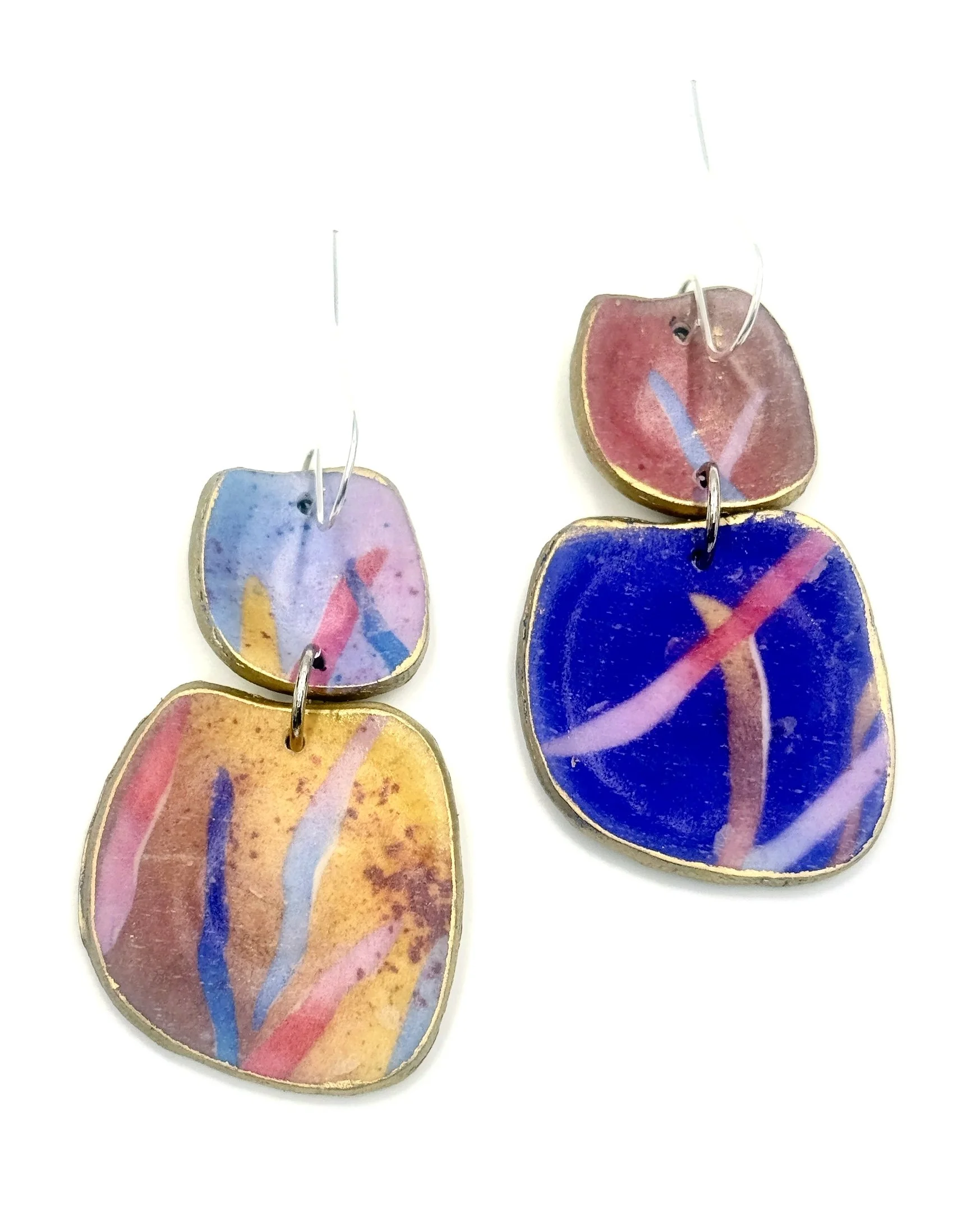 Handmade polymer clay earrings with sculptural shapes in navy blue, mustard yellow and pink – two-piece mismatched design