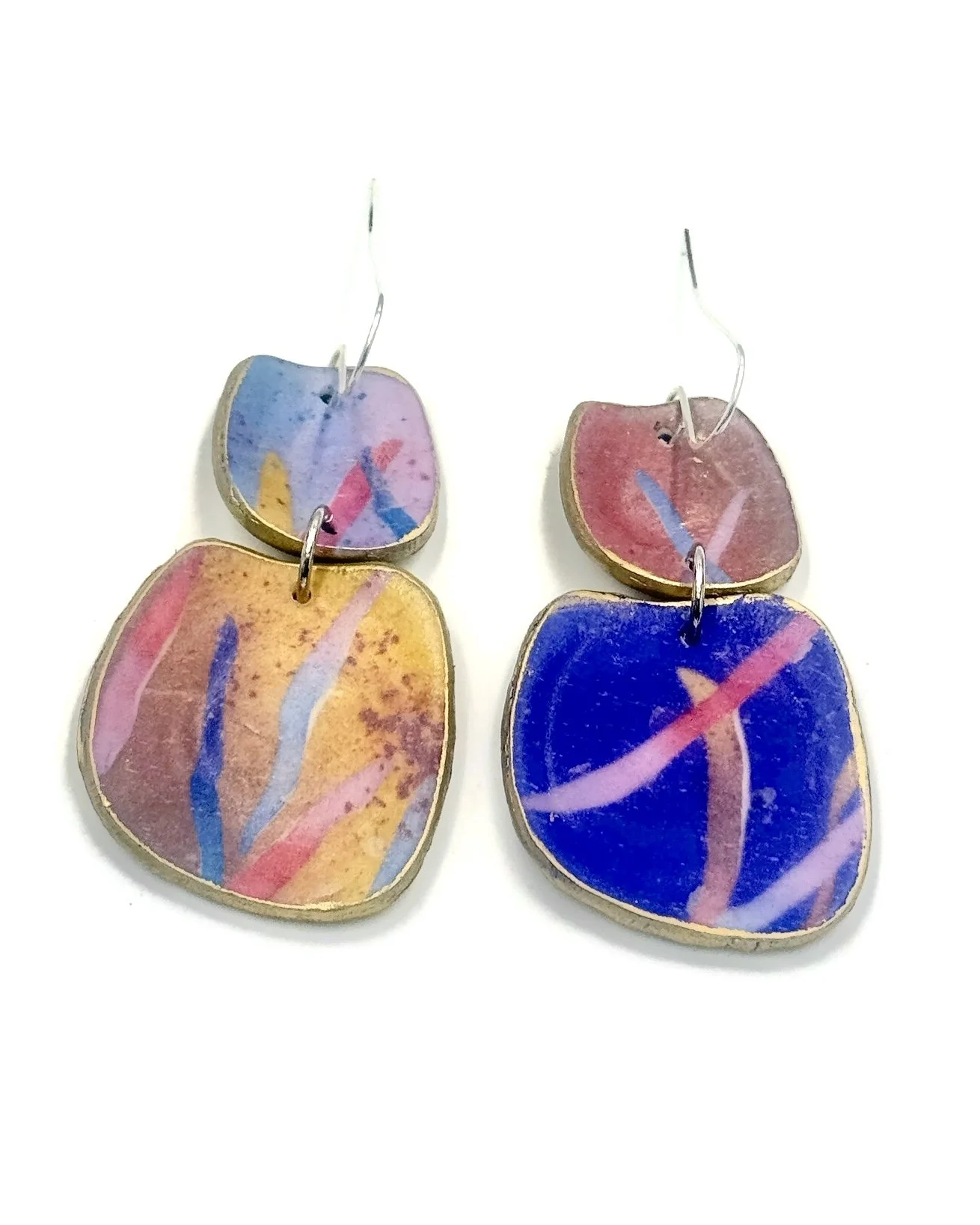Handmade polymer clay earrings with sculptural shapes in navy blue, mustard yellow and pink – two-piece mismatched design
