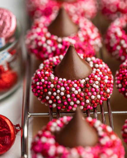 Valentine's Day Kiss Cookies