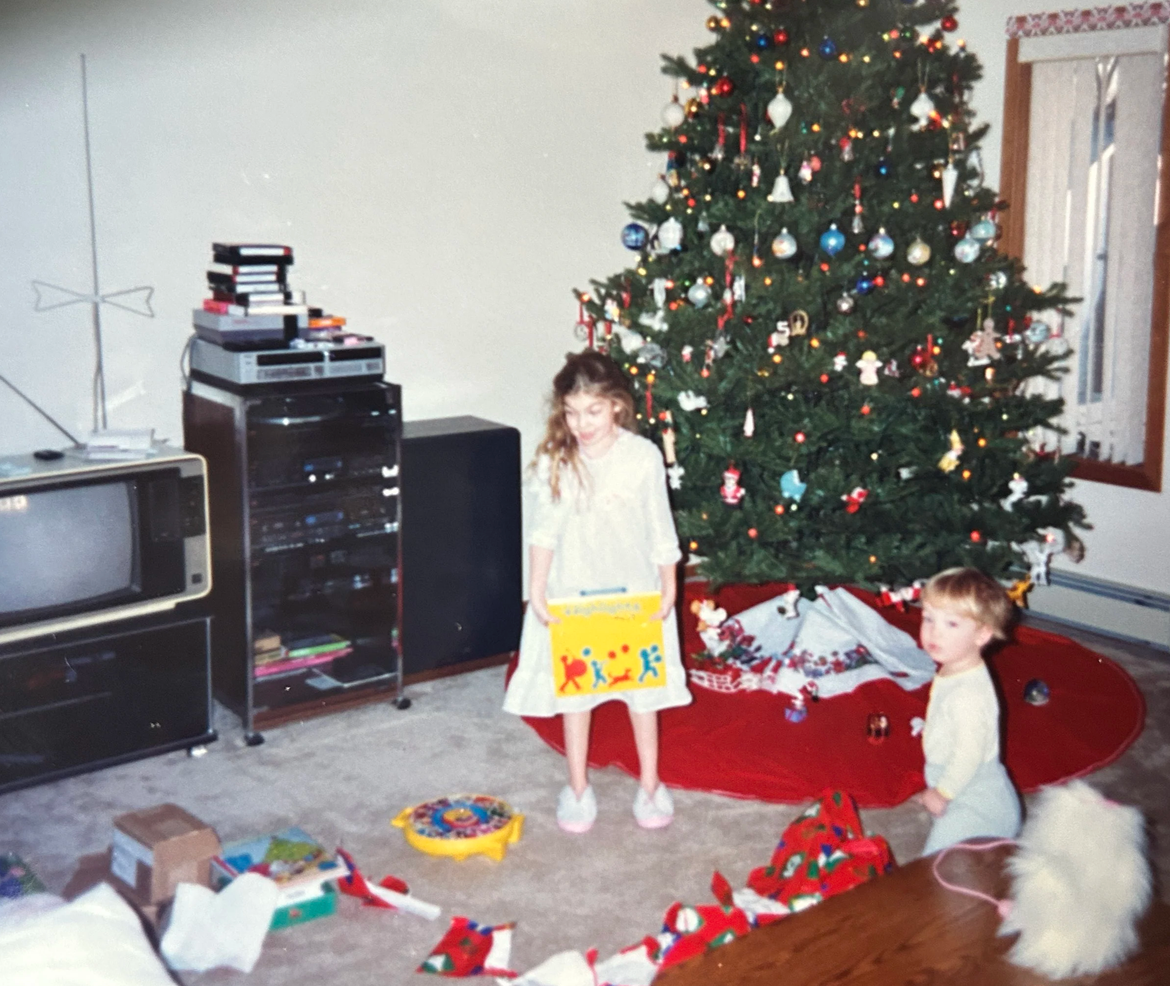 Bringing Back a 90s Christmas