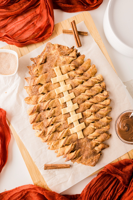 Pull-Apart Football Dessert