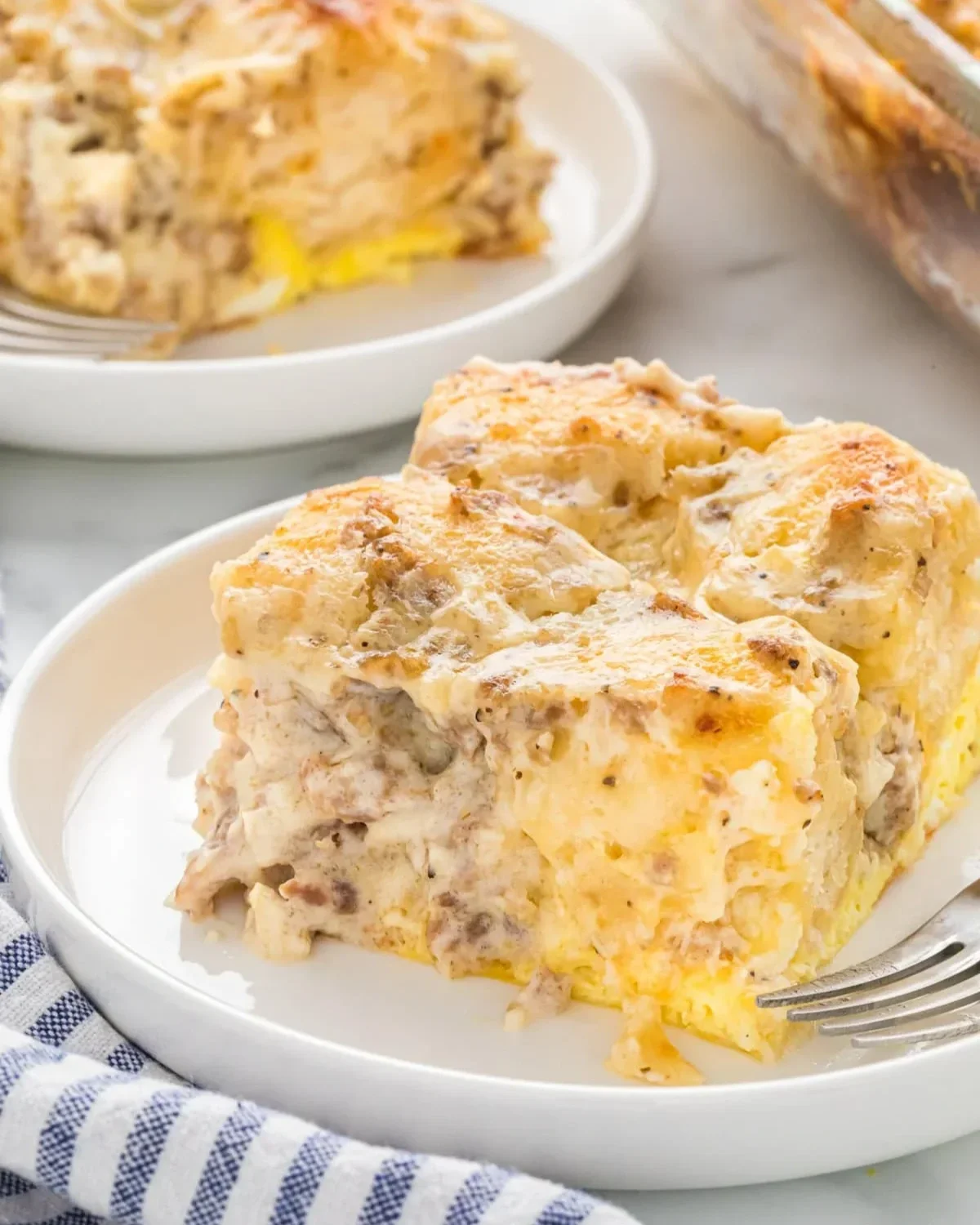 Biscuit Gravy Breakfast Casserole