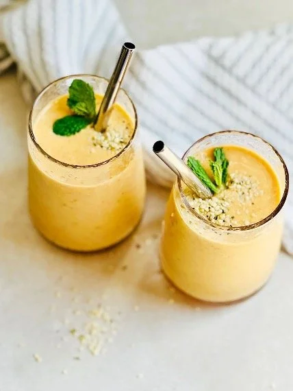 Banana Ginger Turmeric Smoothie