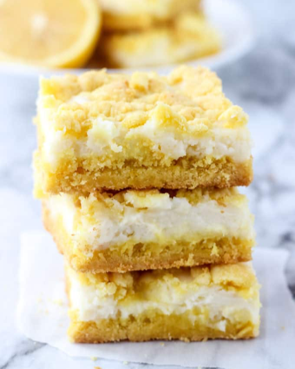 Easy Lemon Cheesecake Bars