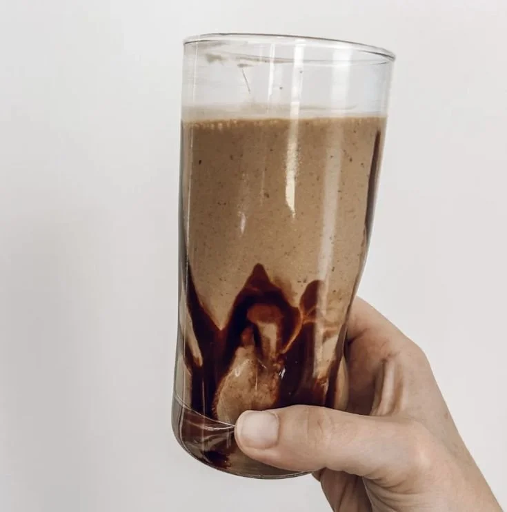Chocolate Peanut Butter Smoothie Shake