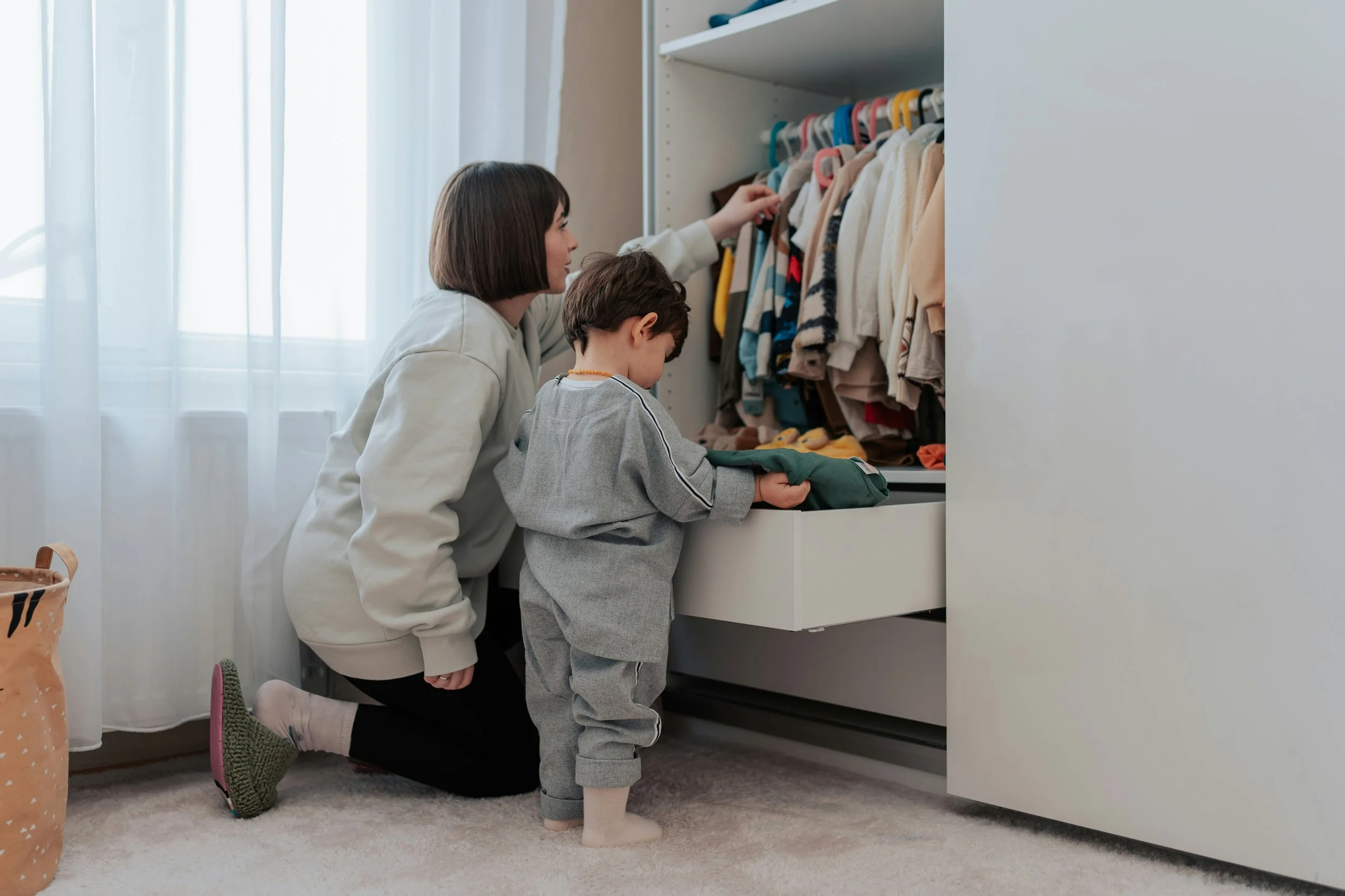 kids closet organization