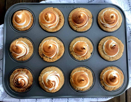 S'mores Meringue Cups