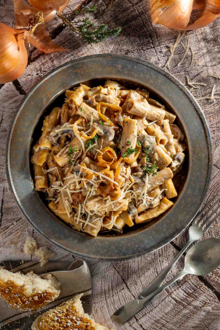 One Pot French Onion Pasta Recipe