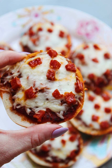 Easy Homemade Pizza Bagels