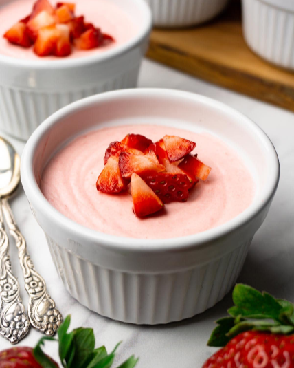 easy strawberry mousse