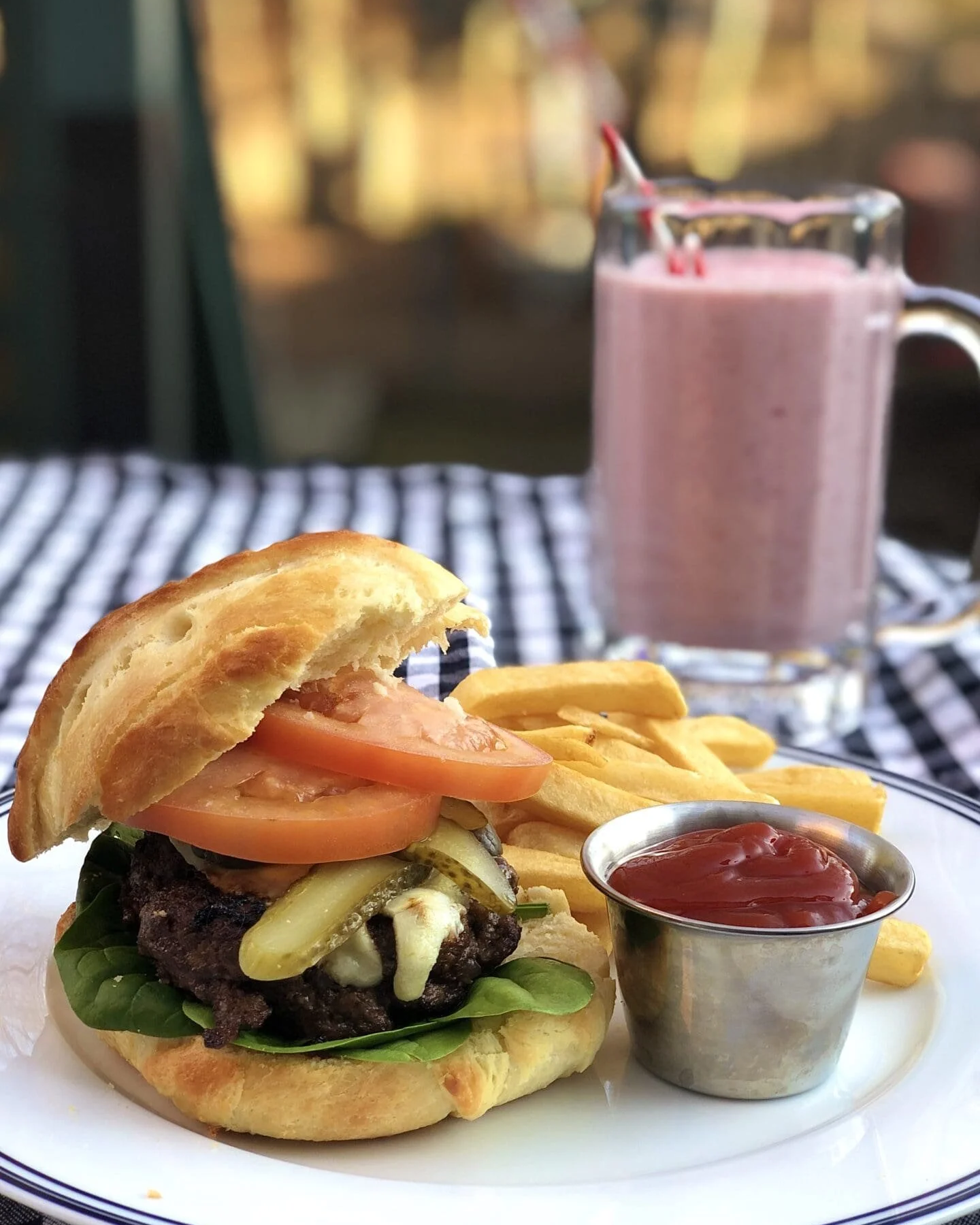 Simple Beef Burgers