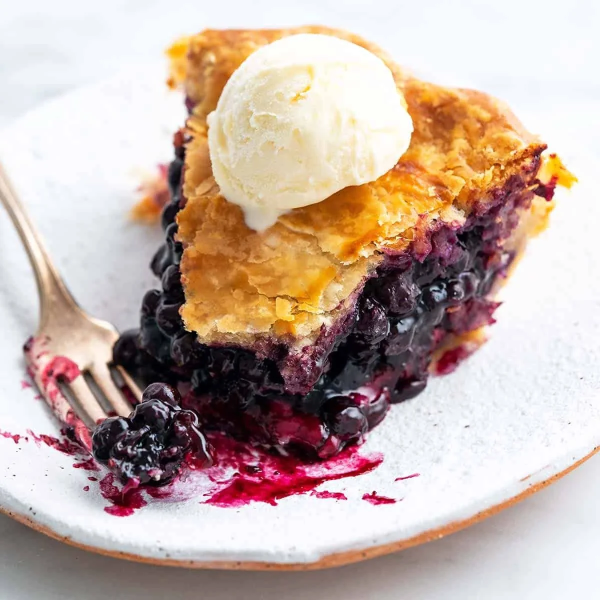Easy Blueberry Pie