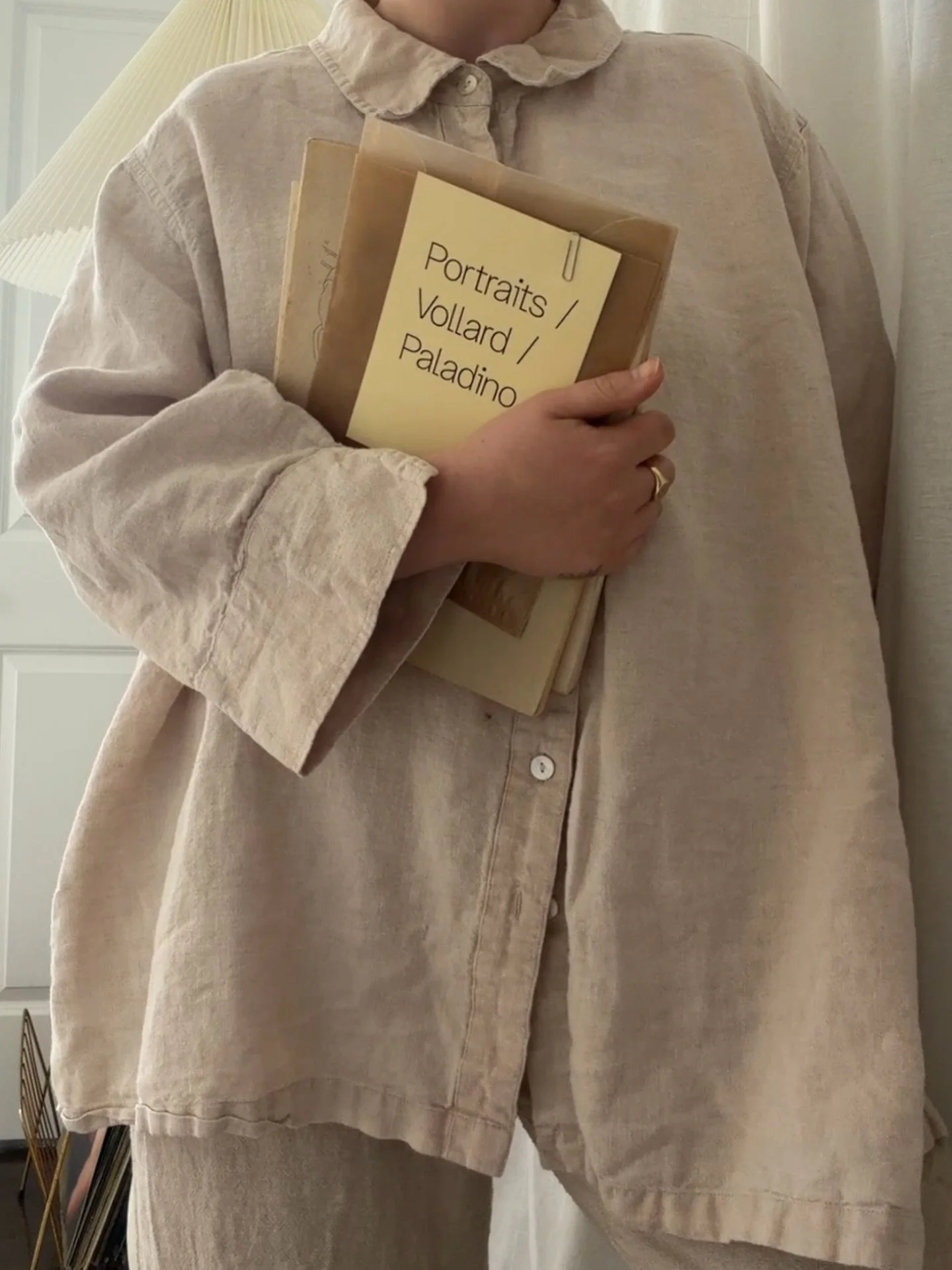 Today at 12pm est! Grab a book bundle for you &amp; yours🧵