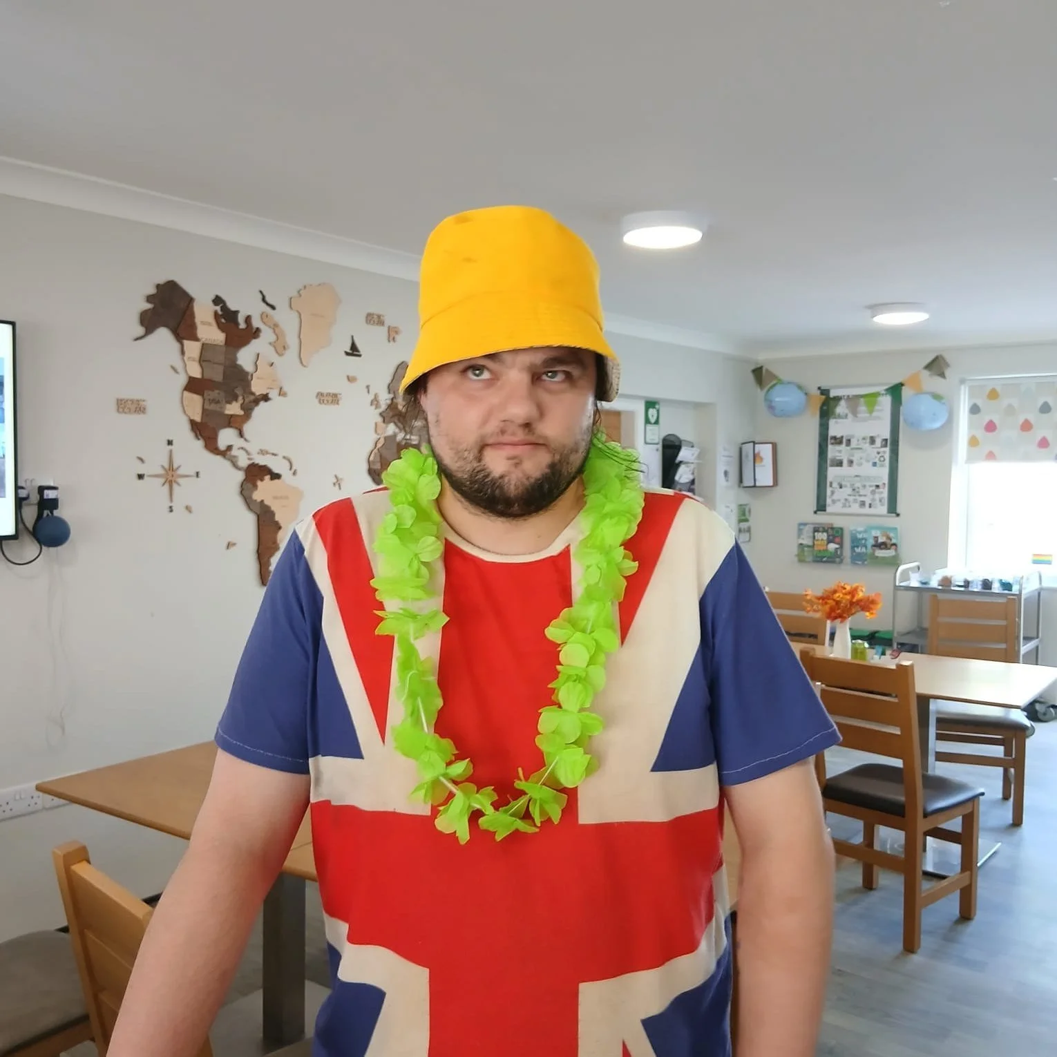 The sun actually made an appearance at Hatzfeld House for their Caribbean themed day! Complete with an amazing singer and great Caribbean themed food! 

#caribbean #caribbeanfood #mentalhealthsupport #CareHomeActivities