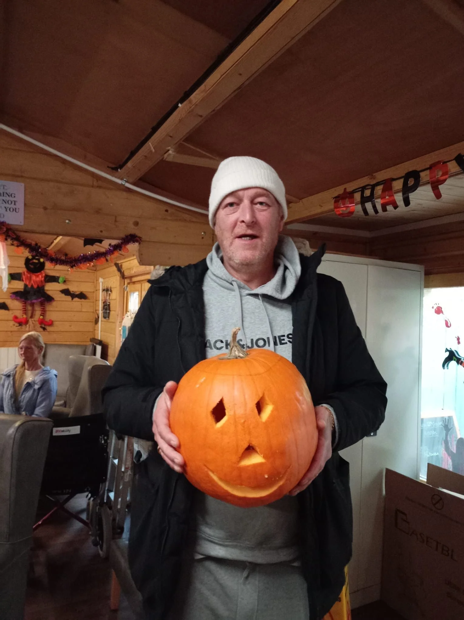 The Halloween fun continues over at Willowgarth! It's great to see so many people getting involved, even Goose the dog got into the Halloween spirit!🧟&zwj;♂️👻🕸

#halloween2025 #halloweenparty #pumpkincarving