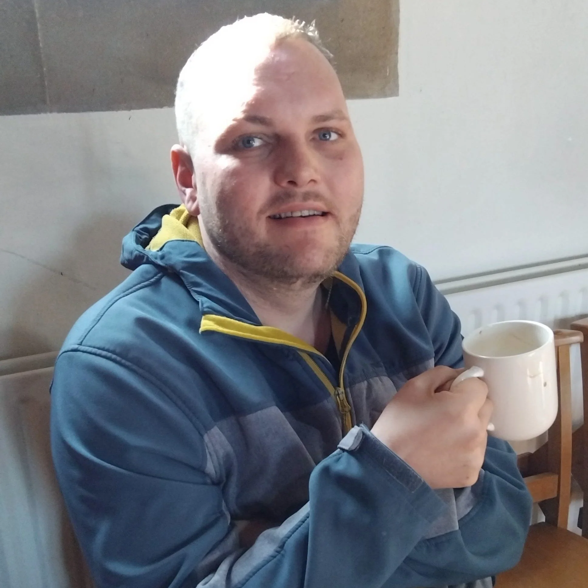 Coffee, chats, and a change of scene ☕️✨
Residents and staff from Eagle House had a stroll to the local church for coffee morning!

#coffeemorning #coffee