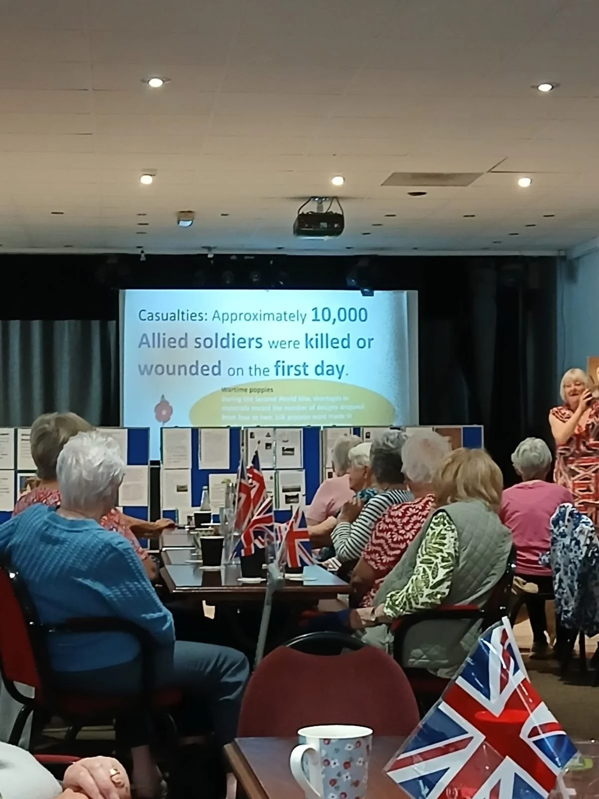Residents at Hatzfeld House recently had lunch at the local social club, where they also enjoyed a talk about the D-Day landings and a performance from a live choir 🎶

#choir #DDAY