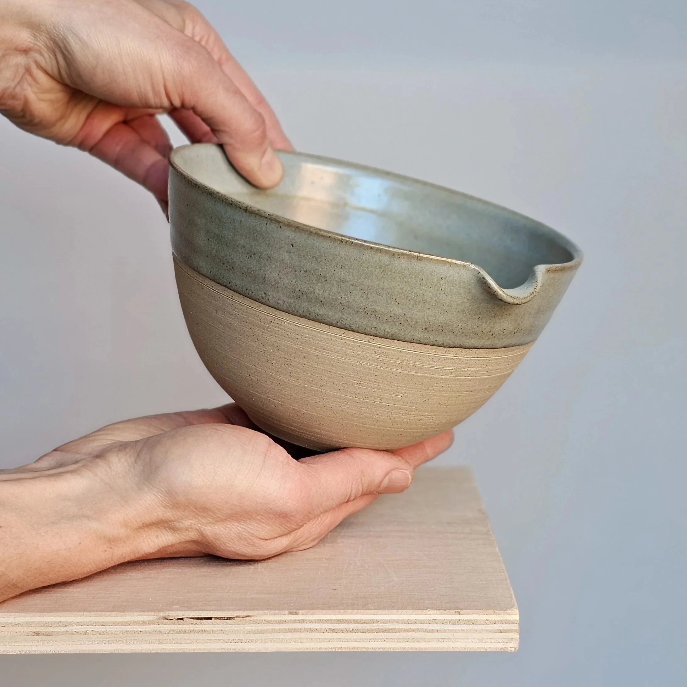 Mixing bowl. Small - Zambezi. Buff Stoneware