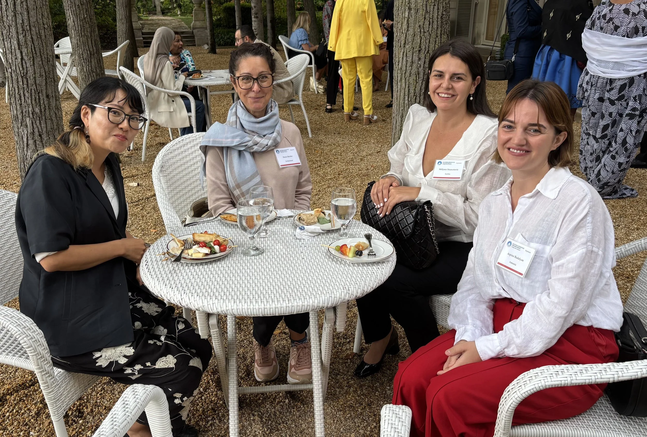 diplomats table eating.jpeg