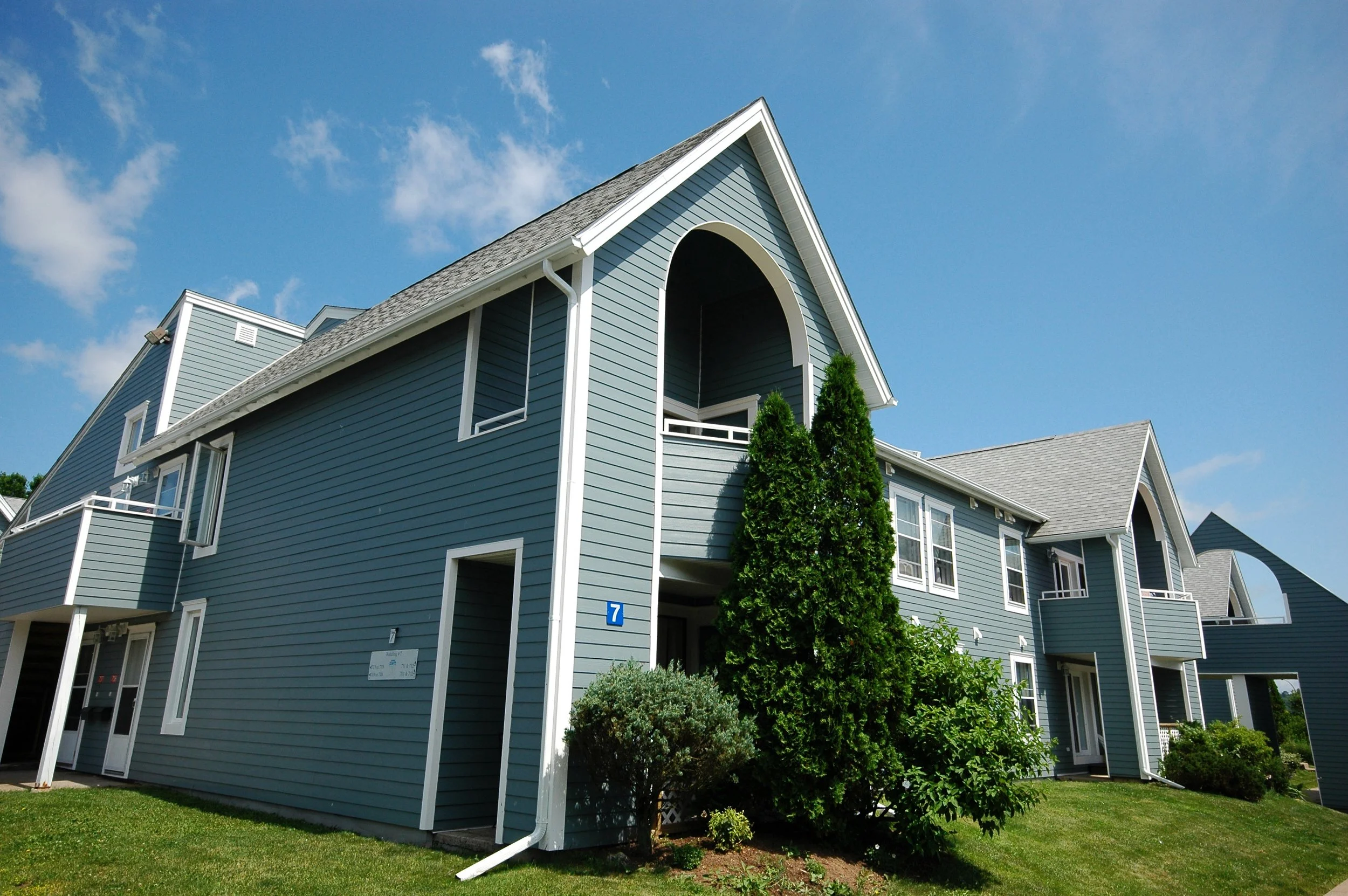 adriana-court-horizon-court