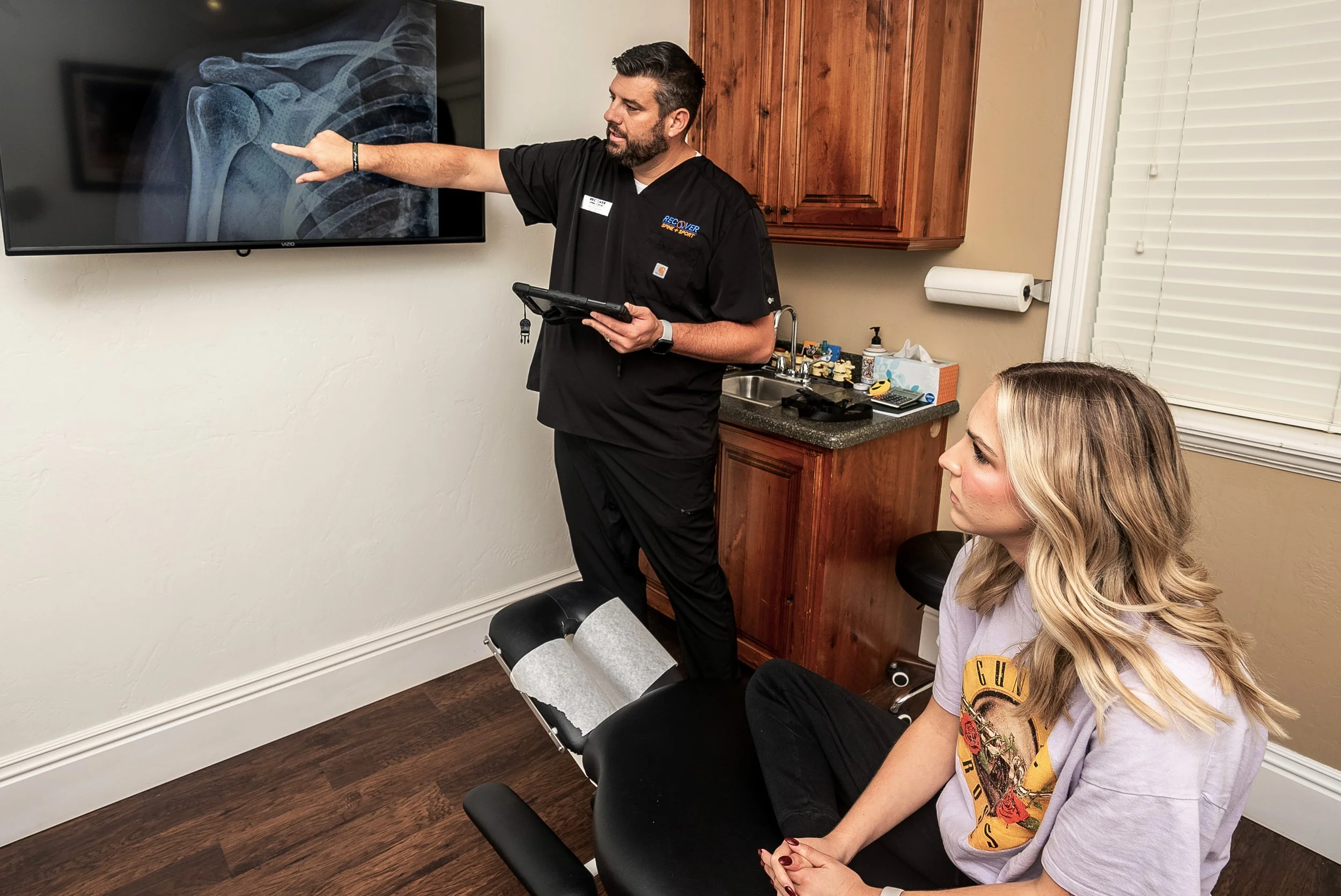 Recover Spine and Sport Sports Medicine 1.jpg