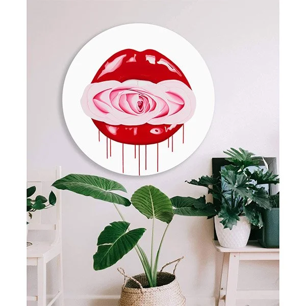  Medium : Oil on gesso covered circular wood panel  Size : 80cm diameter