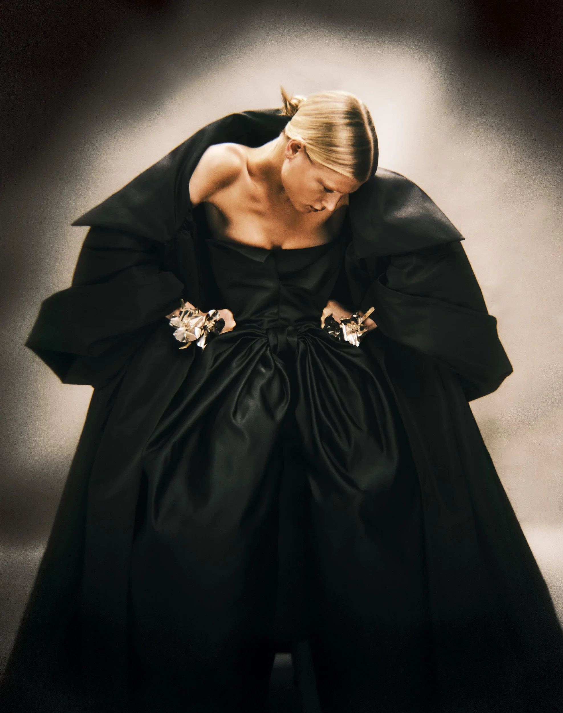 Bazaar_Germany_Couture_SHOT_07_023 copy.jpg
