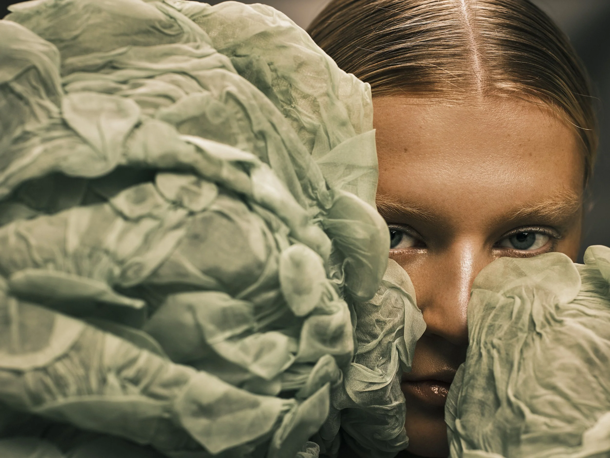 Bazaar_Germany_Couture_SHOT_11_049 copy.jpg