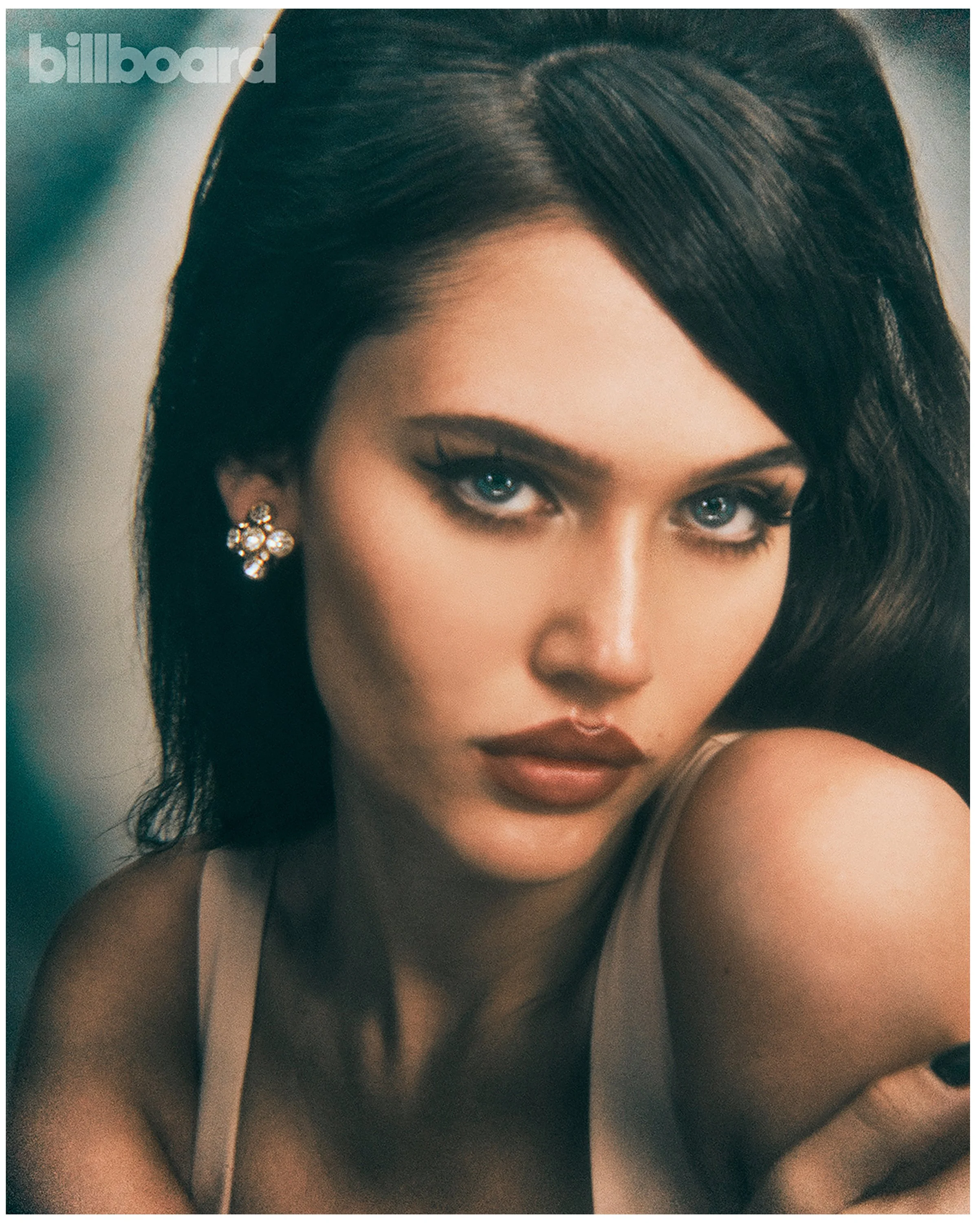 feature-sienna-spiro-billboard-2026-bb10-dima-hohlov-5 copy copy.jpg
