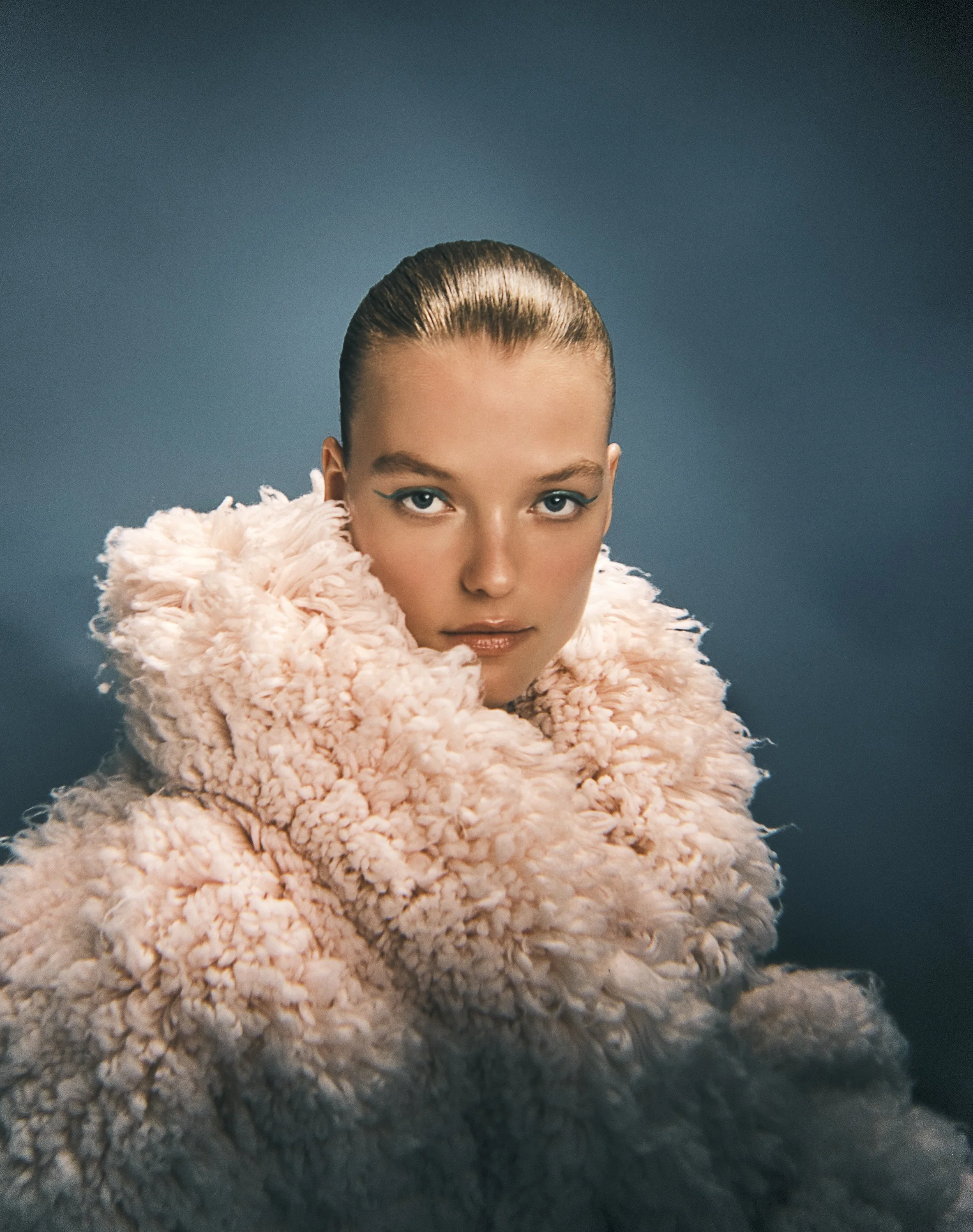 Bazaar_Germany_October_24_Shot_8_115 copy 2.jpg